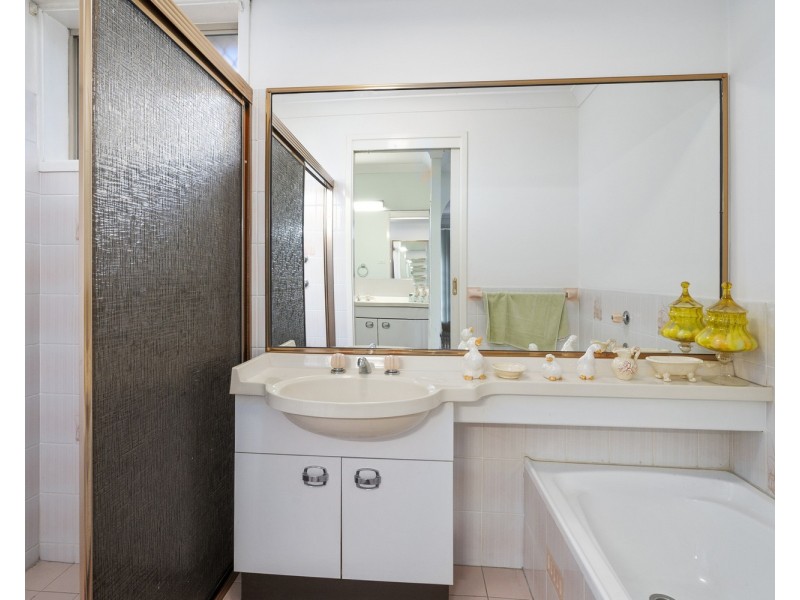 32 Strawberry Road, Casula NSW 2170