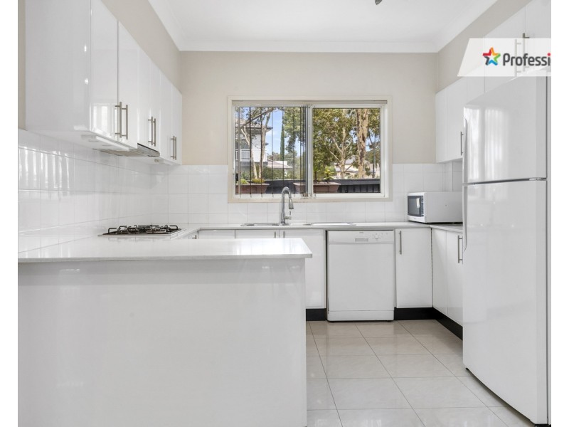 10 Watling Avenue, West Hoxton NSW 2171