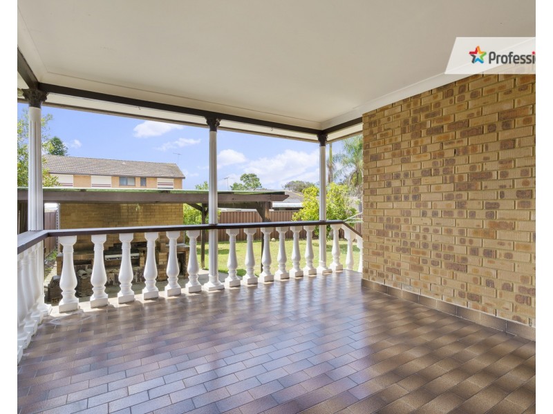 13 Demeyrick Avenue, Casula NSW 2170