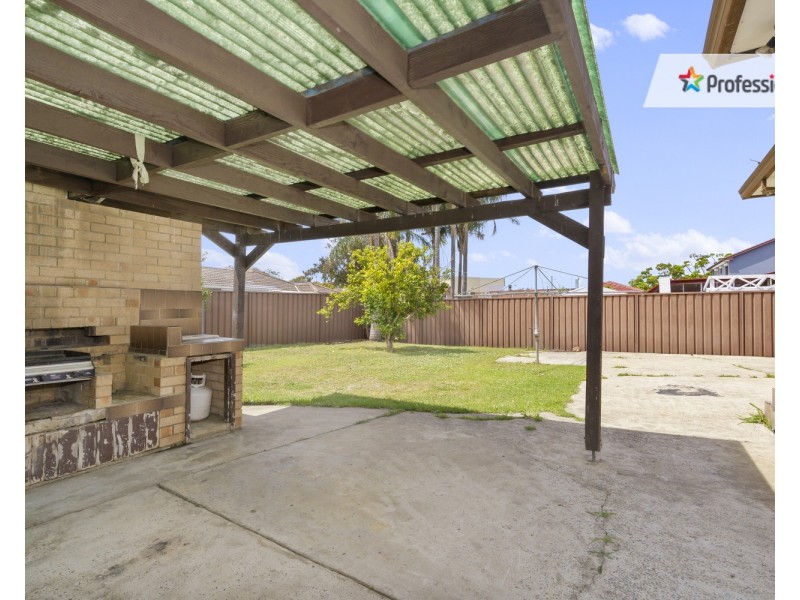 13 Demeyrick Avenue, Casula NSW 2170