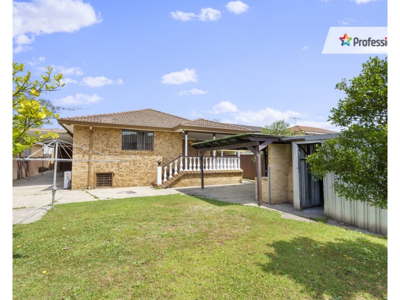 13 Demeyrick Avenue, Casula NSW 2170