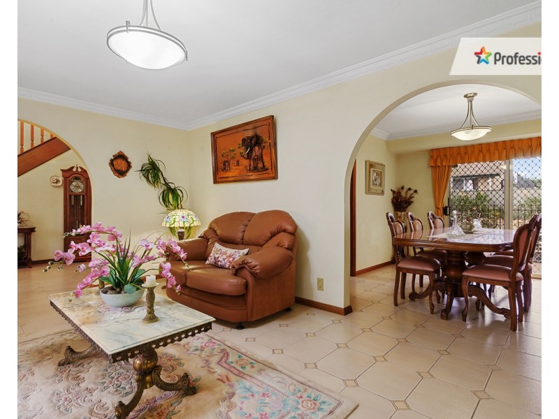 6 Guise Avenue, Casula NSW 2170