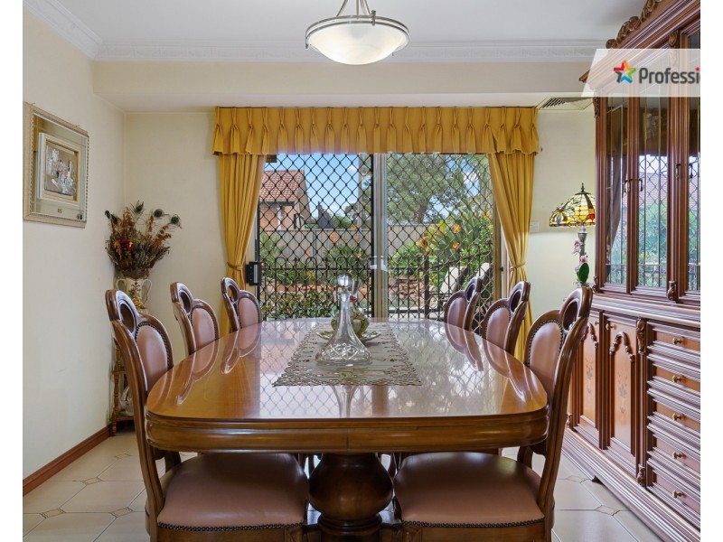 6 Guise Avenue, Casula NSW 2170