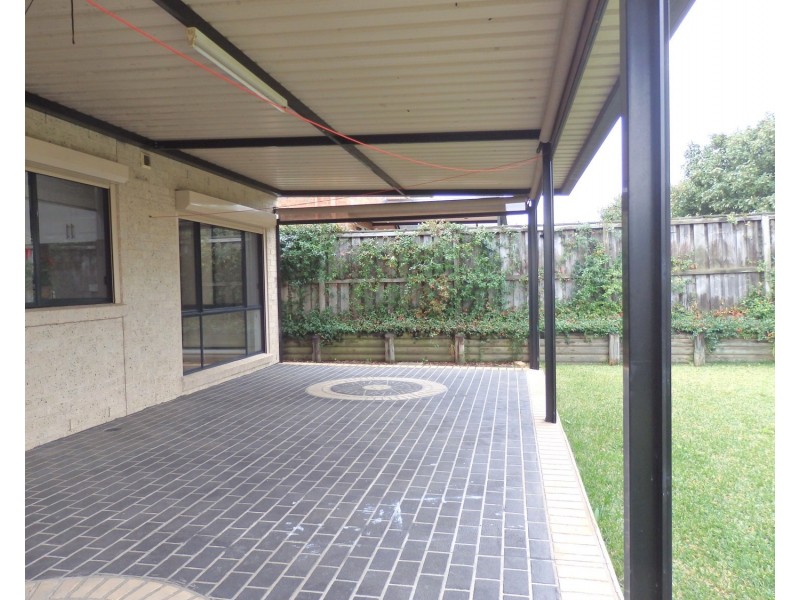 11 Roth Street, Casula NSW 2170