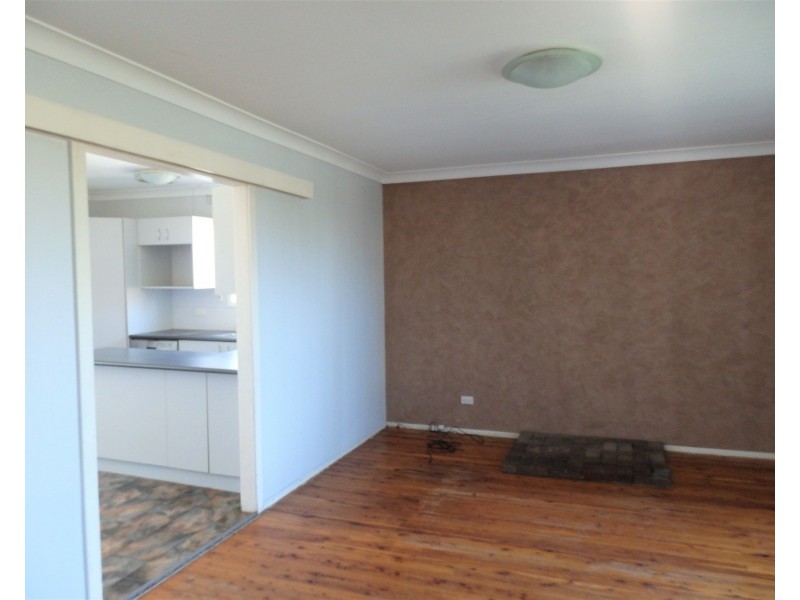 150 Hill Road, Lurnea NSW 2170