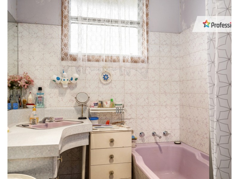 22 Webster Road, Lurnea NSW 2170