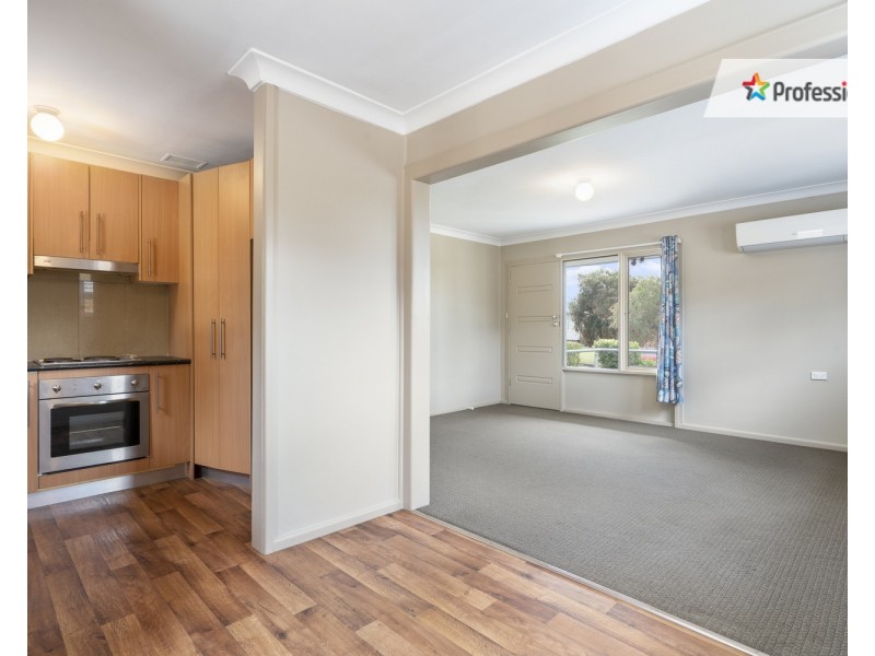 43 Mary Crescent, Liverpool NSW 2170