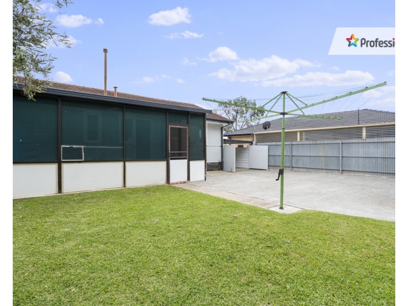 43 Mary Crescent, Liverpool NSW 2170