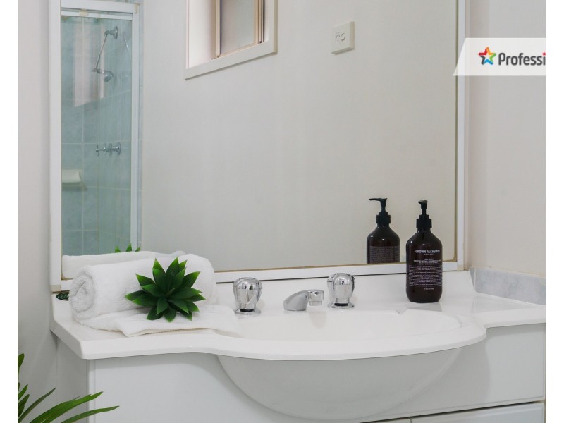 9/14 Pine Road, Casula NSW 2170