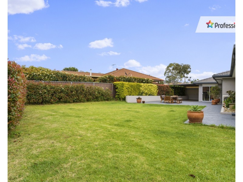 17 Randwick Close, Casula NSW 2170