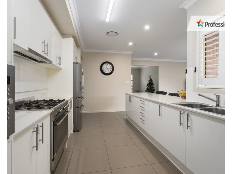 31 Ashcroft Avenue, Casula NSW 2170