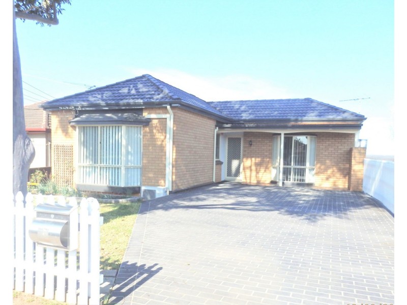 36 Marsh Parade, Casula NSW 2170