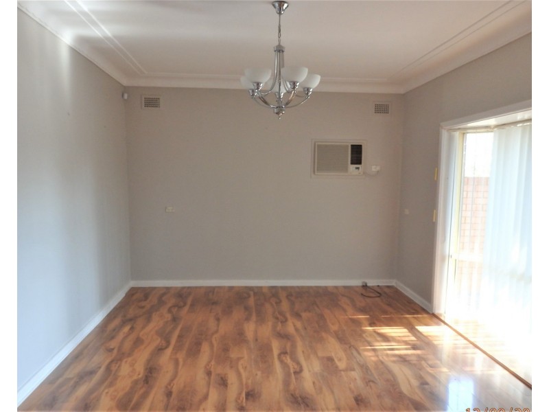 36 Marsh Parade, Casula NSW 2170