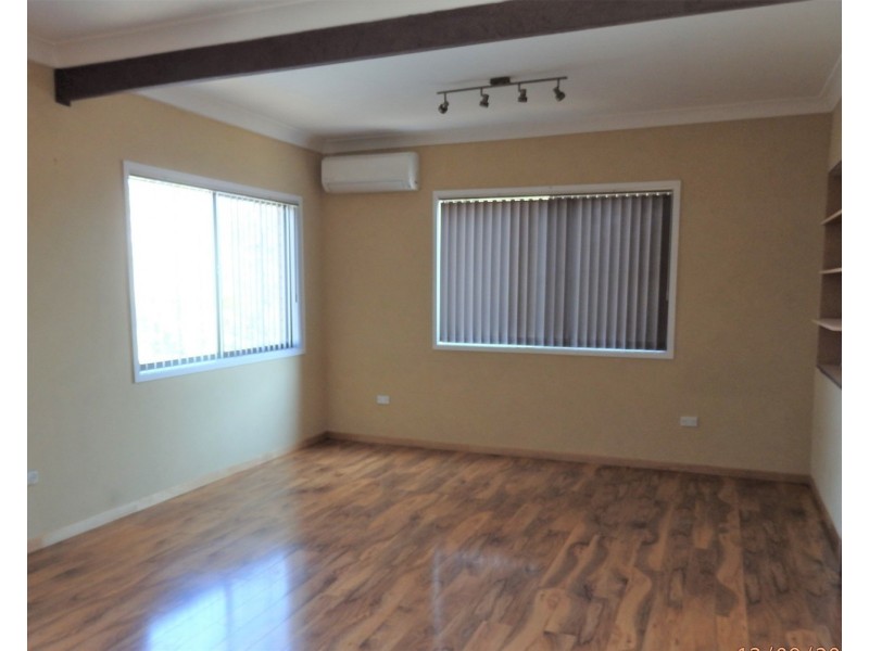 36 Marsh Parade, Casula NSW 2170