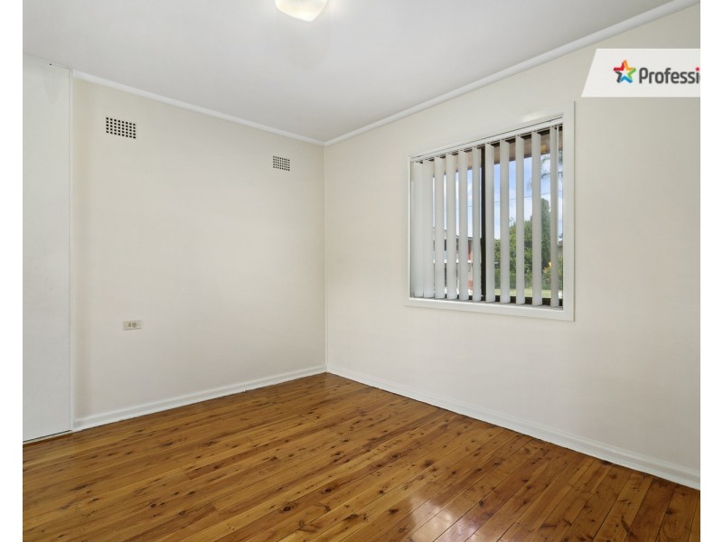 23 Gibson Avenue, Casula NSW 2170