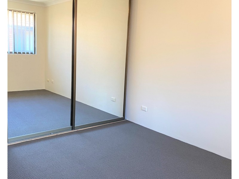 64/142 Moore Street, Liverpool NSW 2170