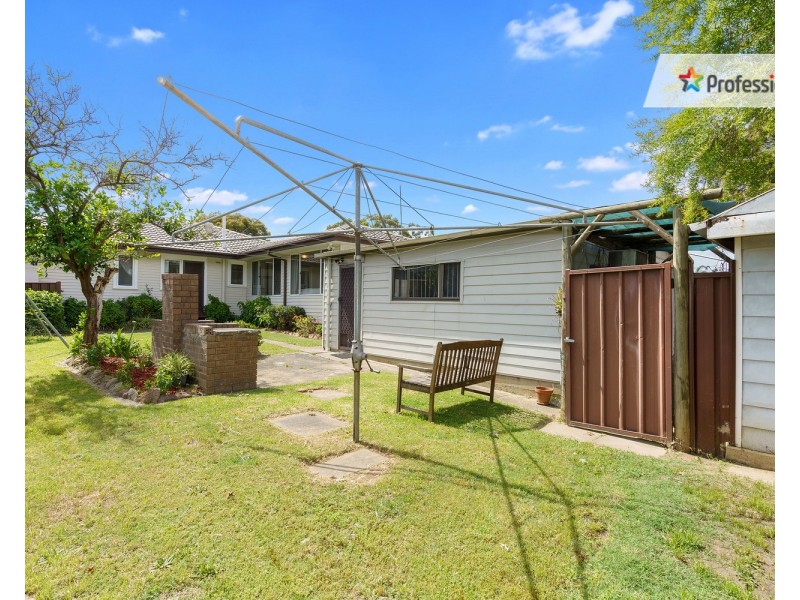 2 Holterman Place, Cartwright NSW 2168