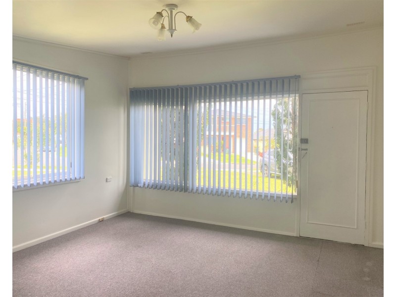 13 Simpson Avenue, Casula NSW 2170