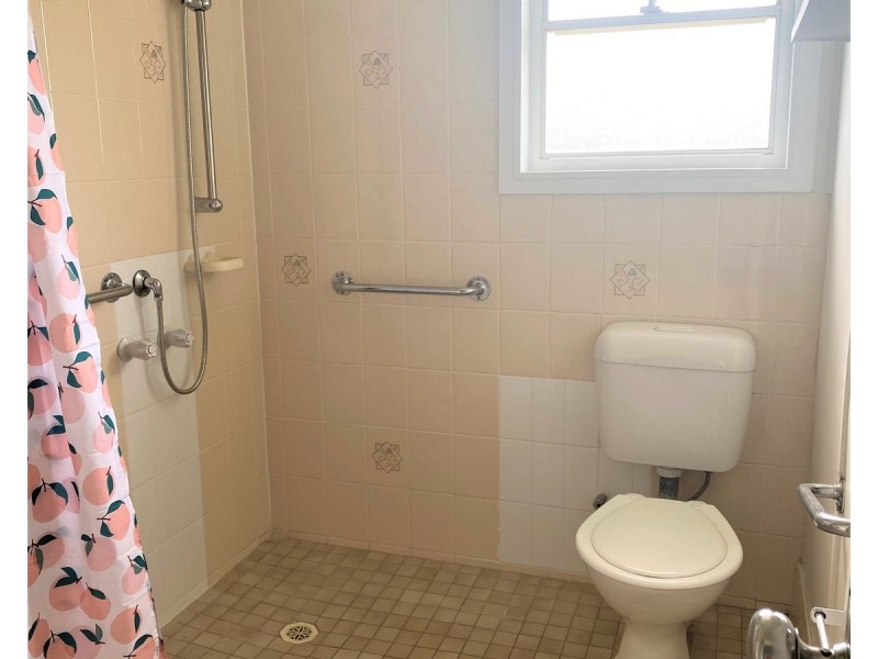 13 Simpson Avenue, Casula NSW 2170