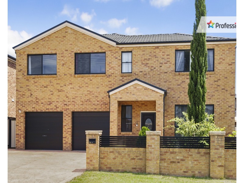 1A Marsh Parade, Casula NSW 2170