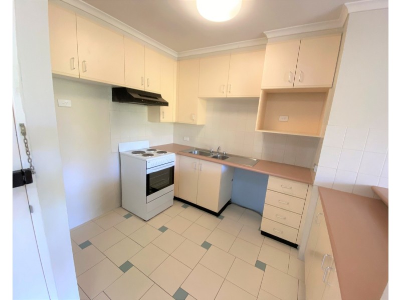 24/4 Riverpark Drive, Liverpool NSW 2170