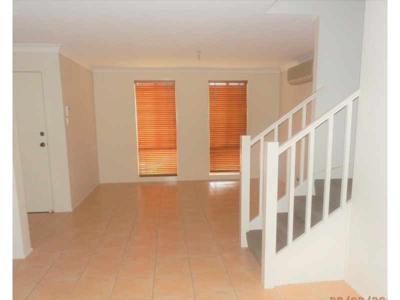 8B Natalie Close, Casula NSW 2170