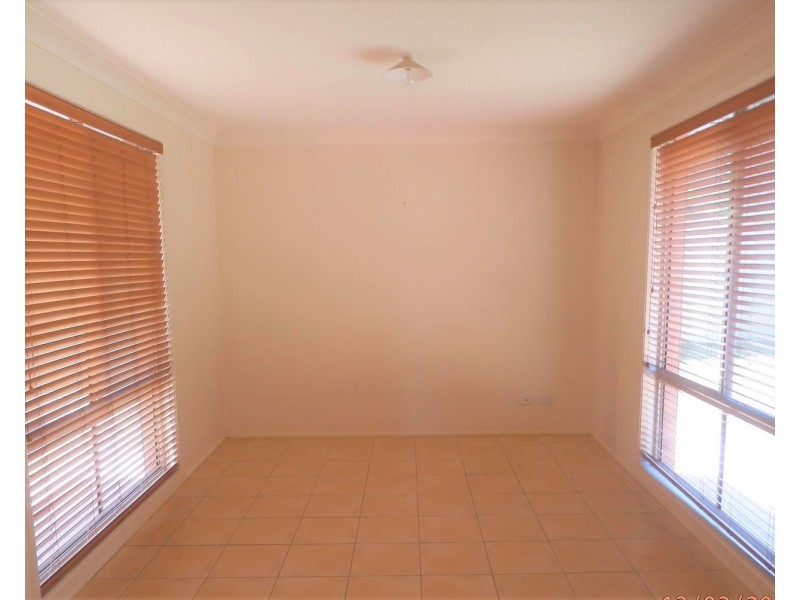 8B Natalie Close, Casula NSW 2170