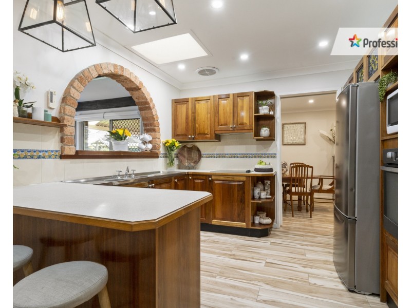 39 Grevillea Crescent, Prestons NSW 2170