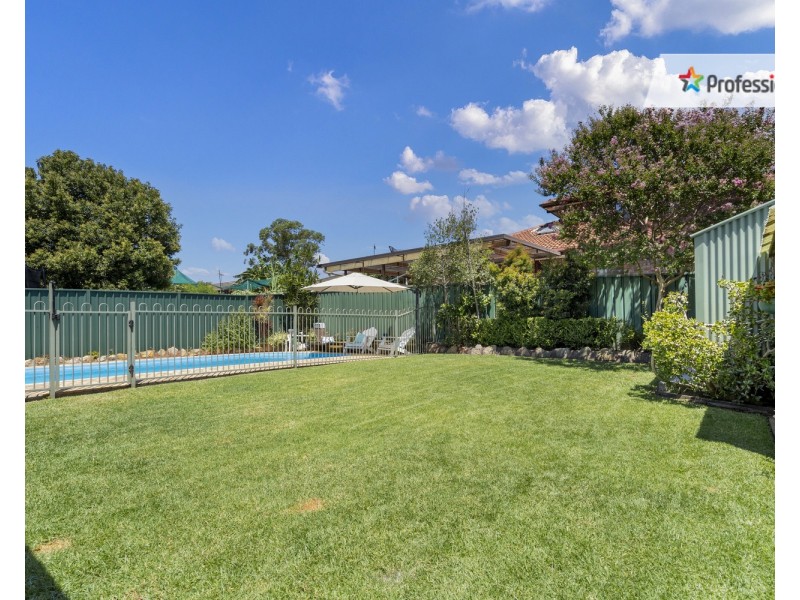39 Grevillea Crescent, Prestons NSW 2170