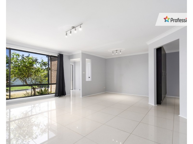 1 St Peter Close, Hinchinbrook NSW 2168