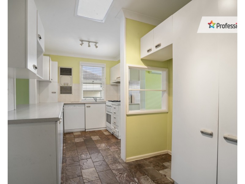 40 Fitzpatrick Close, Casula NSW 2170