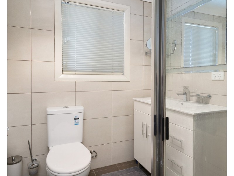 122-124 Graham Avenue, Lurnea NSW 2170