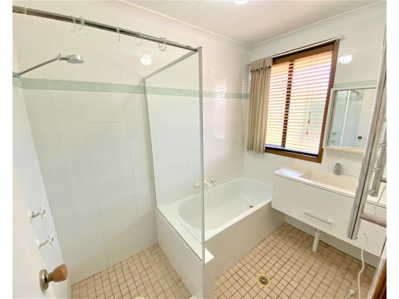 19/45 Pine Road, Casula NSW 2170