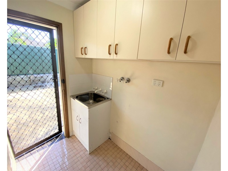 19/45 Pine Road, Casula NSW 2170