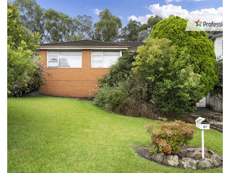 27 Phoenix Crescent, Casula NSW 2170