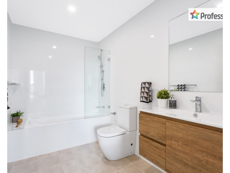24/58-70 Passendale Road, Edmondson Park NSW 2174