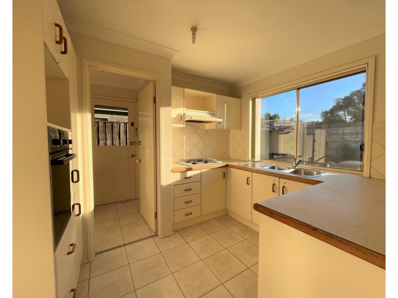 9 Magnolia Close, Casula NSW 2170