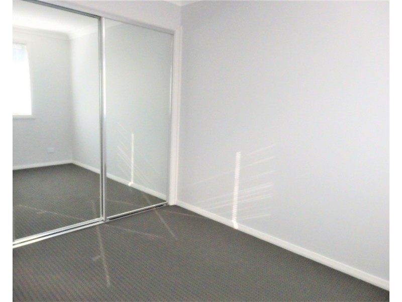 9 Grahame Avenue, Glenfield NSW 2167