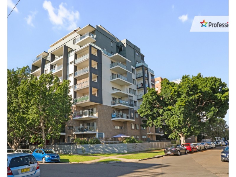 33/24 Lachlan Street, Liverpool NSW 2170