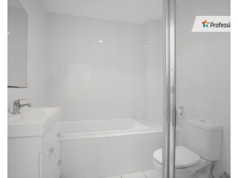 33/24 Lachlan Street, Liverpool NSW 2170