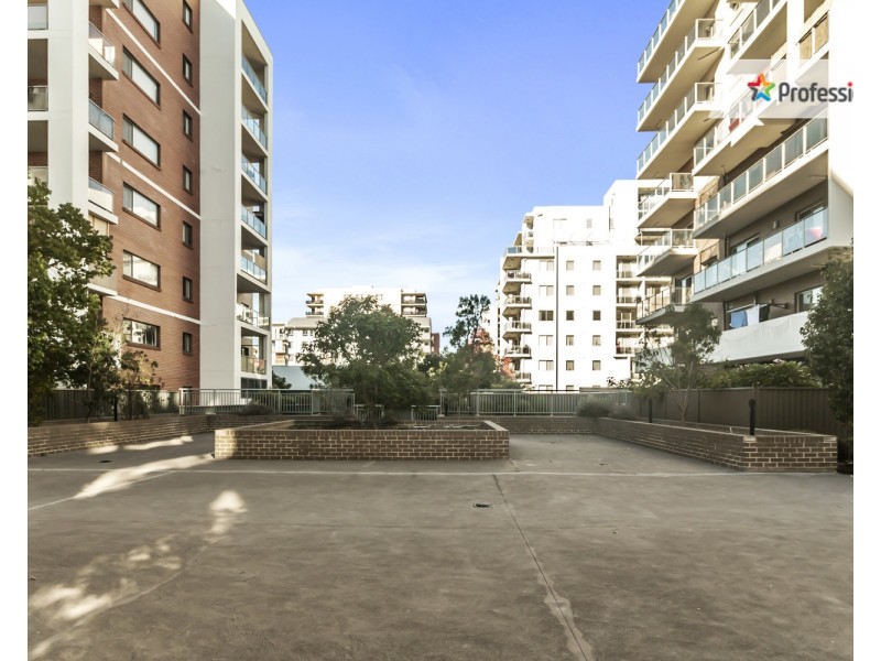 33/24 Lachlan Street, Liverpool NSW 2170