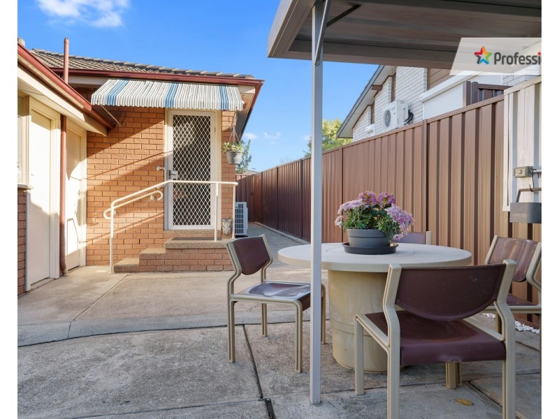 1 Holston Street, Casula NSW 2170