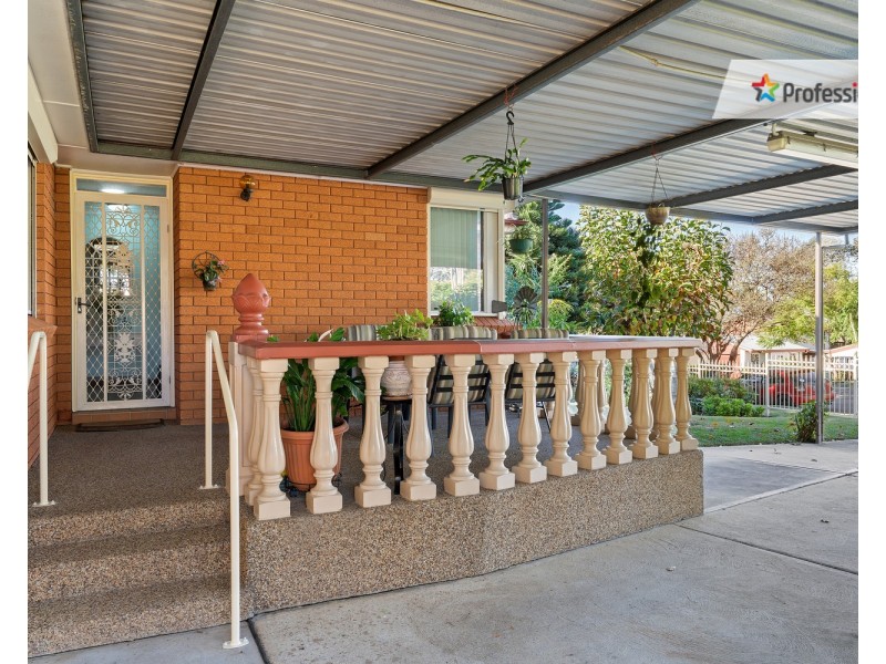 1 Holston Street, Casula NSW 2170
