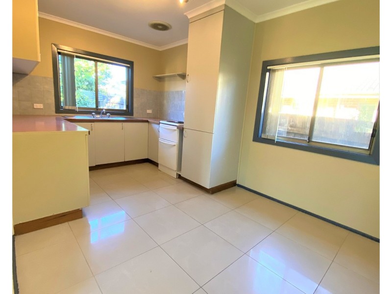 11B Carnation Avenue, Casula NSW 2170