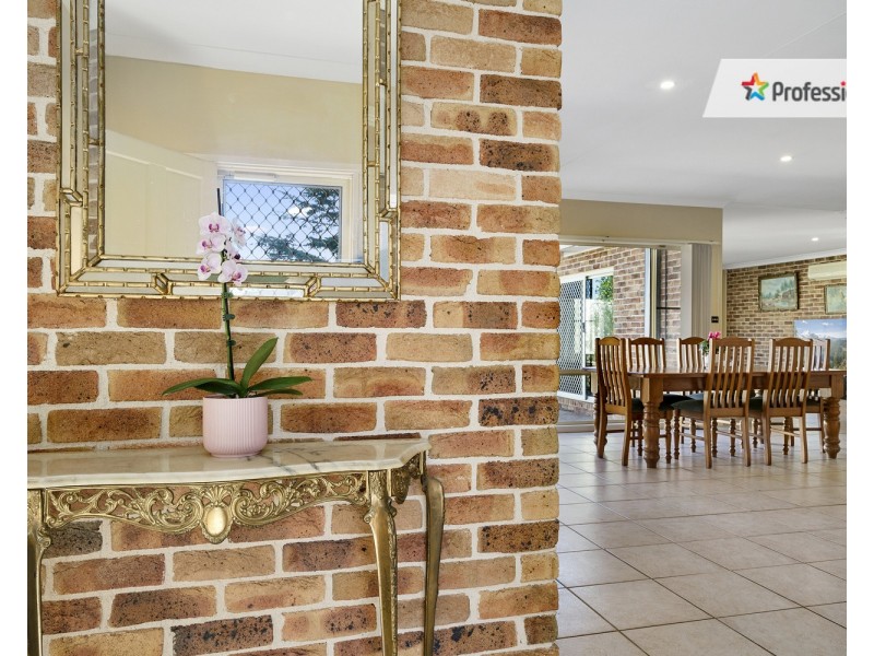 24 Sidney Place, Casula NSW 2170