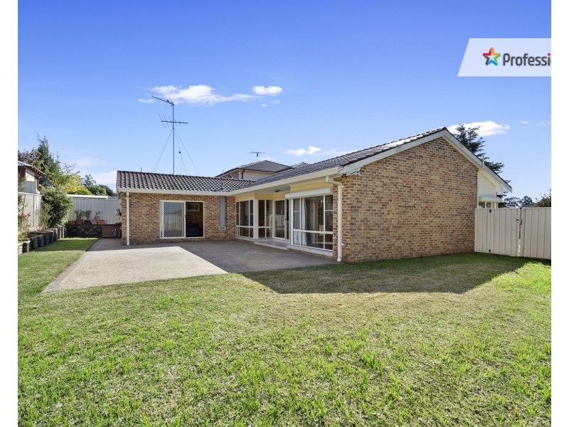 24 Sidney Place, Casula NSW 2170