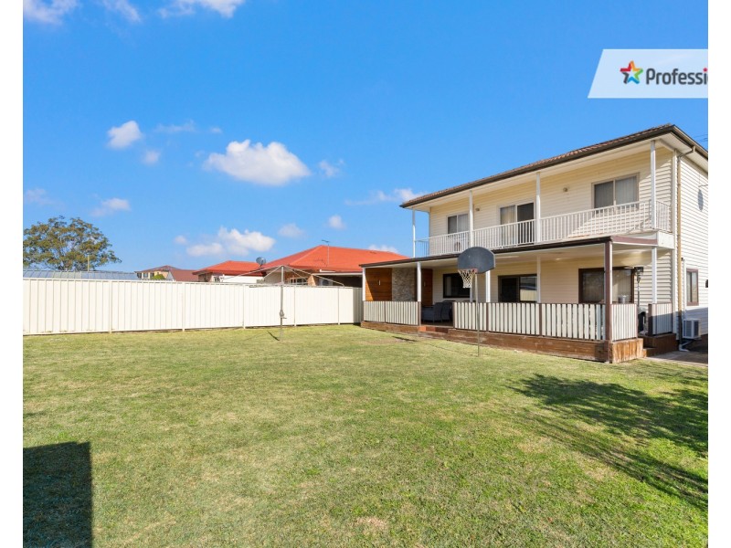 24 Ashcroft Avenue, Casula NSW 2170