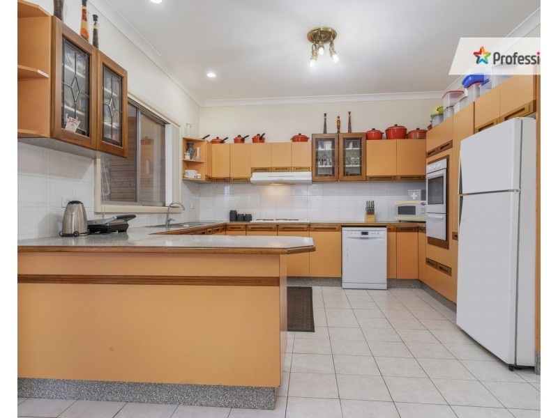 24 Ashcroft Avenue, Casula NSW 2170