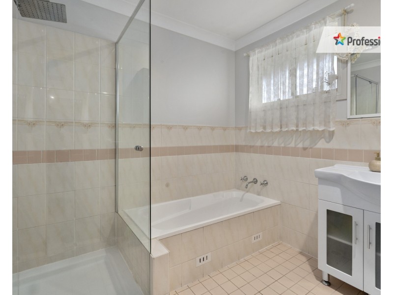 10/20 Myall Road, Casula NSW 2170