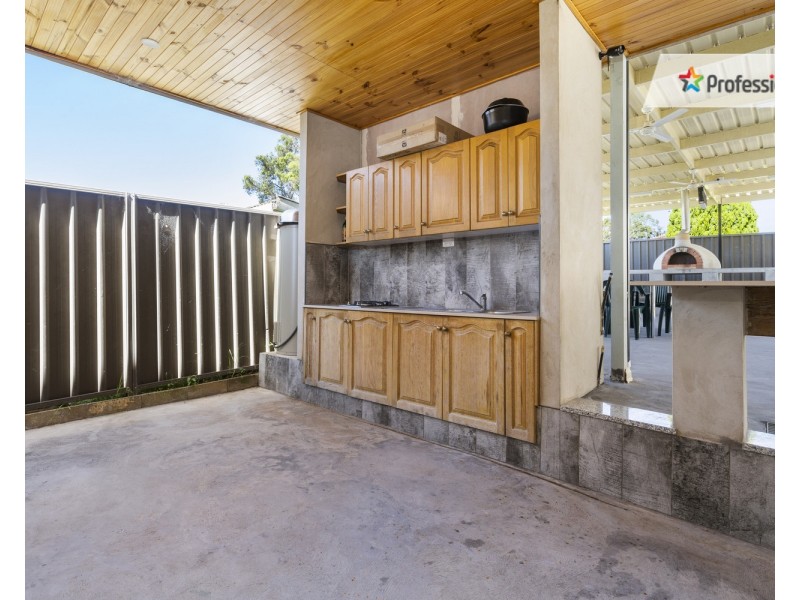 74 Marsh Parade, Casula NSW 2170